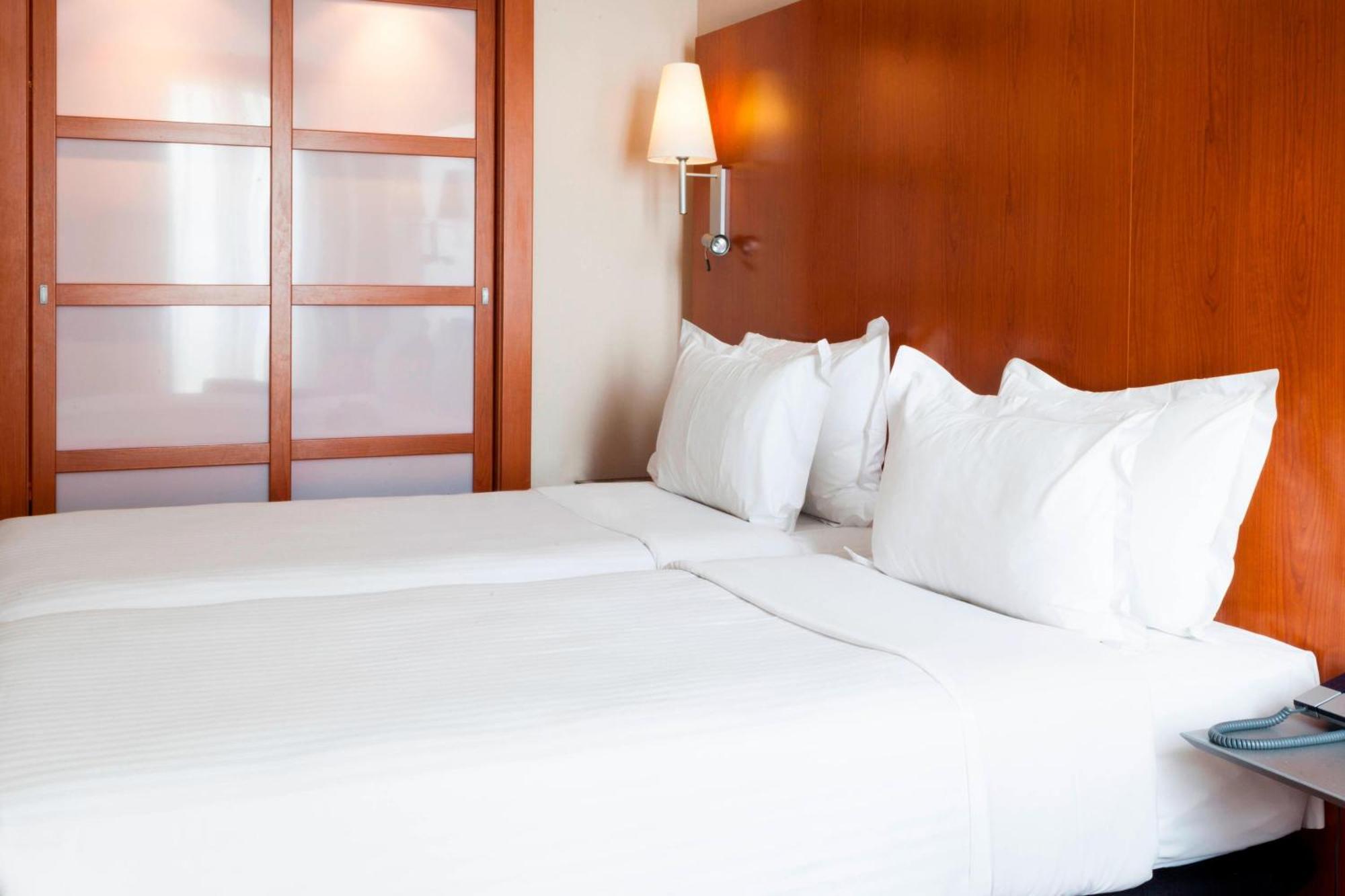 Ac Hotel Palencia By Marriott Екстериор снимка